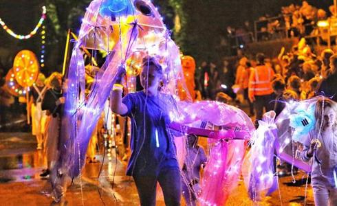 Pewsey & District Carnival Illuminated Procession