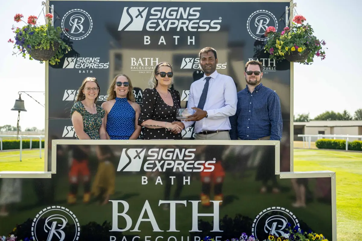 Reining success for Charity Race Day for Bath’s Air Ambulance 